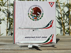 Fuerza Aérea Mexicana Boeing 737-300 XC-LJG / TP-03 1:400 El Aviador Models EAVLJG