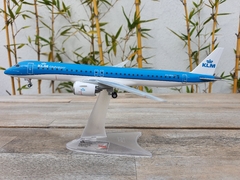 KLM EMBRAER 195 MARCA HERPA WINGS ESCALA 1:200