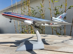 AMERICAN AIRLINES MCDONNELL DOUGLAS DC-10-30 N137AA 1:200 INFLIGHT200 - comprar en línea