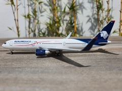 AeroMexico Boeing 767-300 WL XA-MAT 1:400 Gemini Jets GJAMX1188 - comprar en línea