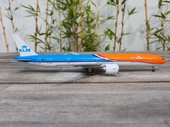 KLM BOEING 777-300 "ORANGE PRIDE" 1:400 PHOENIX MODELS en internet