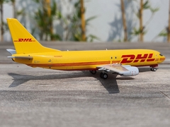 DHL BOEING 737-400F 1:400 PANDA MODELS en internet