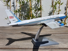 UNITED STATES AIR FORCE (USAF) BOEING 707-153A / VC-137A 1:200 INFLIGHT200 - Aztec Wings