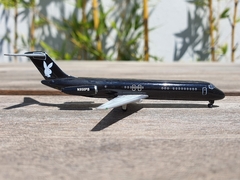 PLAYBOY MCDONNELL DOUGLAS DC-9-32 N950PB 1:400 AEROCLASSICS en internet