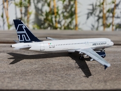 Mexicana Airbus A320 XA-TXT 1:400 AeroClassics AC419385 - tienda en línea