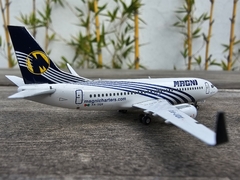 MAGNICHARTERS BOEING 737-300 (WL) 1:400 GEMINI JETS - tienda en línea