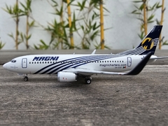 MAGNICHARTERS BOEING 737-300 (WL) 1:400 GEMINI JETS - comprar en línea