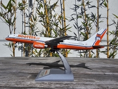 HOOTERS AIR BOEING 757-200 N750WL 1:200 INFLIGHT200 - comprar en línea