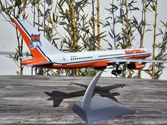 HOOTERS AIR BOEING 757-200 N750WL 1:200 INFLIGHT200 - tienda en línea