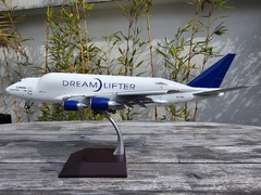 BOEING 747-400 LCF "DREAMLIFTER" INTERACTIVO FP 1:200 GEMINI JETS - comprar en línea