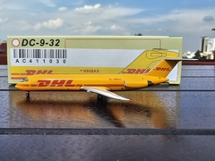 DHL MCDONNELL DOUGLAS DC-9-32 N909AX 1:400 AEROCLASSICS