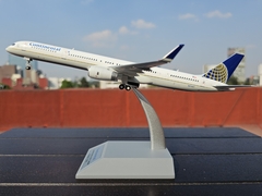 CONTINENTAL BOEING 757-300 (WL) N57857 1:200 INFLIGHT200 - comprar en línea