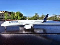 LUFTHANSA AIRBUS A350-900 D-AIVA 1:400 PHOENIX MODELS en internet