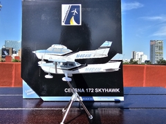 PRIVADO CESSNA C-172 SKYHAWK N46418 1:72 GEMINI JETS