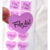 56 Calcos "Feliz Día" en papel adhesivo violeta