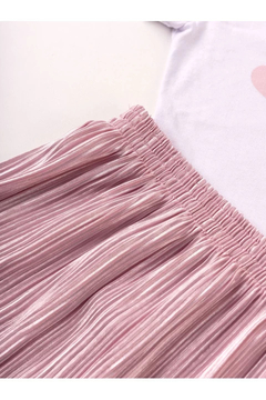 Imagem do Conjunto Camiseta / Saia Plissada