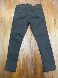 Pantalón Gabardina niños marca Black sheep talle 14/16 - comprar online