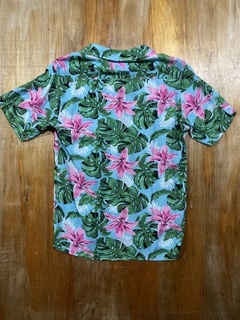 Camisa hawaiana en internet