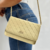 Bolsa Feminina Beira Rio: Compacta, Versátil e Casual para o Seu Dia a Dia