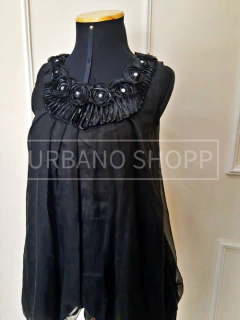 Vestido Fiesta Preto c/ Aplicação Frontal (Tam M) US566 - comprar online