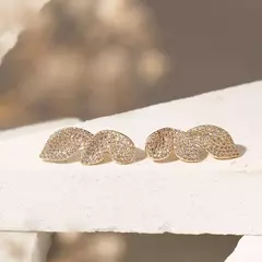 BRINCO EARCUFF PÉTALAS - comprar online