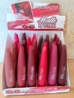 24PZ LABIAL BARRA PENCA