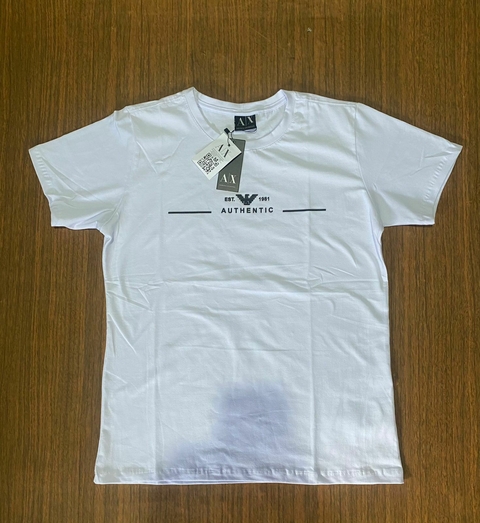 Camiseta Armani Branca Minimalista
