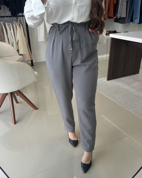 Calça Alfaiataria - Corte Reto - comprar online