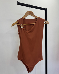 Body Bibiana - fivela flor - loja online