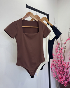 Body Mangas Curtas Diane na internet