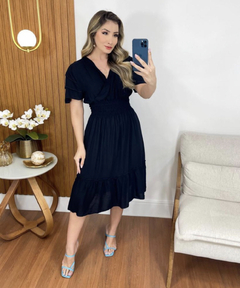 Vestido preto midi