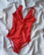 E75 - Enteriza Texturada Rojo