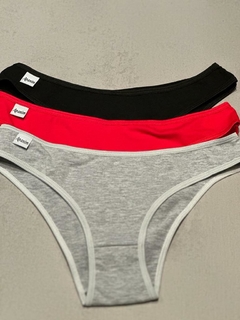 Bombis estilo vedetina en internet