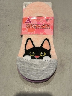 medias gatito en internet