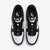 NIKE AIR FORCE 1 na internet