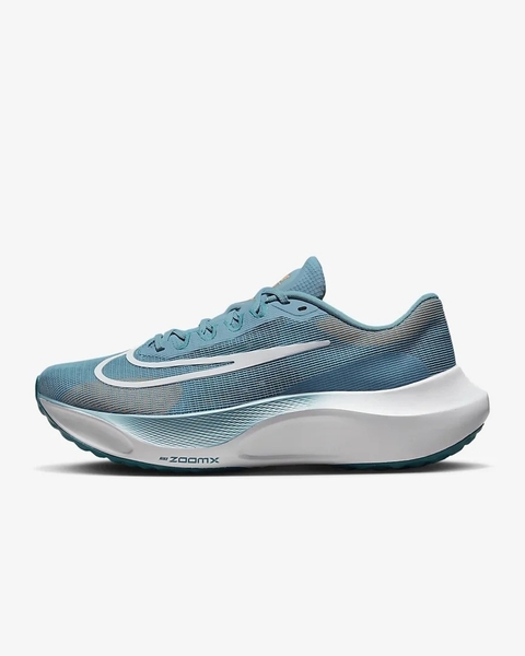 NIKE ZOOM FLY 5