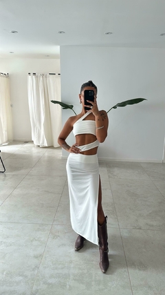 Vestido recortes