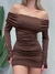 Vestido Curto em Suplex Manga Longa Ombro a Ombro Plissado Nayara Ref. 858