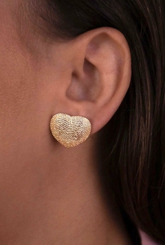 Brinco coração spike grande banhado a ouro18k