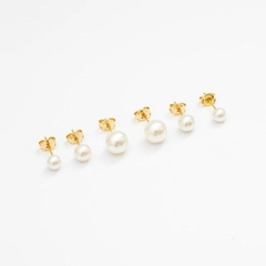Kit trio de brincos perolas banhado a ouro 18k (Dourado)