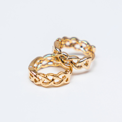 Argolinha de click trançada banhada a ouro 18k (Dourado)