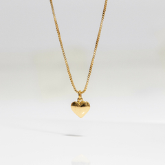 Colar de coração tradicional G vazado banhado a ouro18k