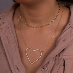 Colar duplo corrente e coração grande com cristais banhado a ouro 18k