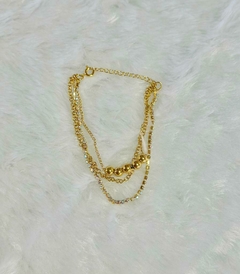 Pulseira tripla com zircônias, banhada a ouro 18k