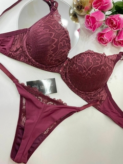 Conjunto Kilie na internet