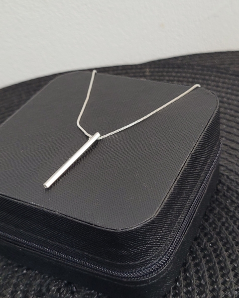 Colar Minimalista Tubinho