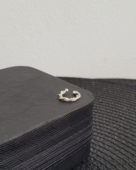 Piercing Fake Torcido