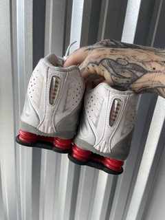 Imagem do Tênis nike shox r4