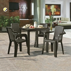 Combo Mesa Eterna Plástico + 4 Sillas con brazos - comprar en línea
