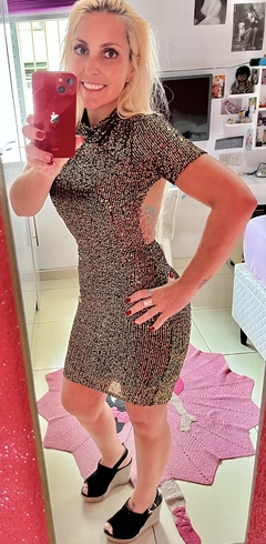 VESTIDO PAETE DOURADO MANGA CURTA M